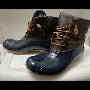 Woman’s Sperry Saltwater Duck Boots size 9M